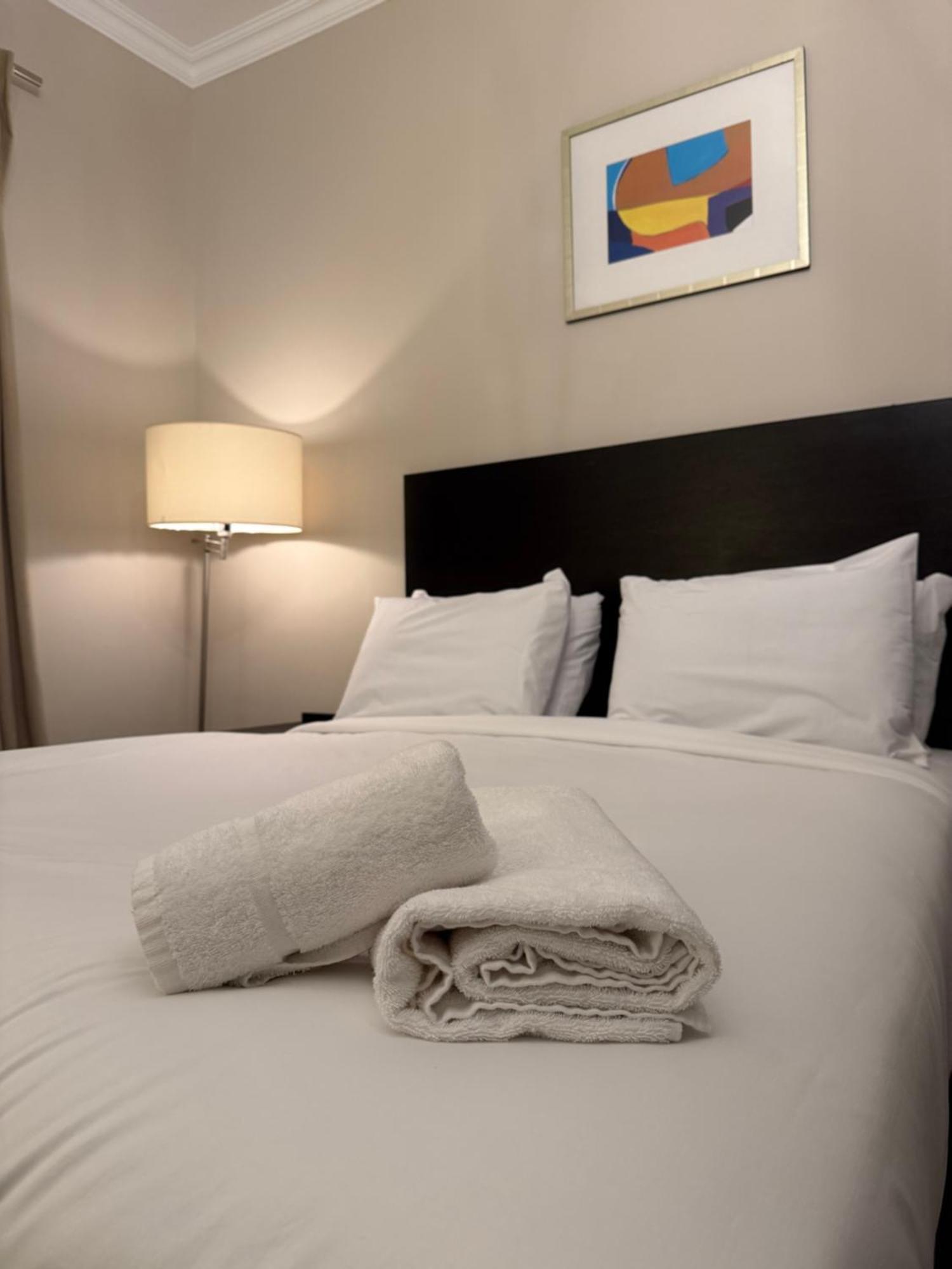Green Ariana Hotel - Near Wembley And Central Londen Buitenkant foto
