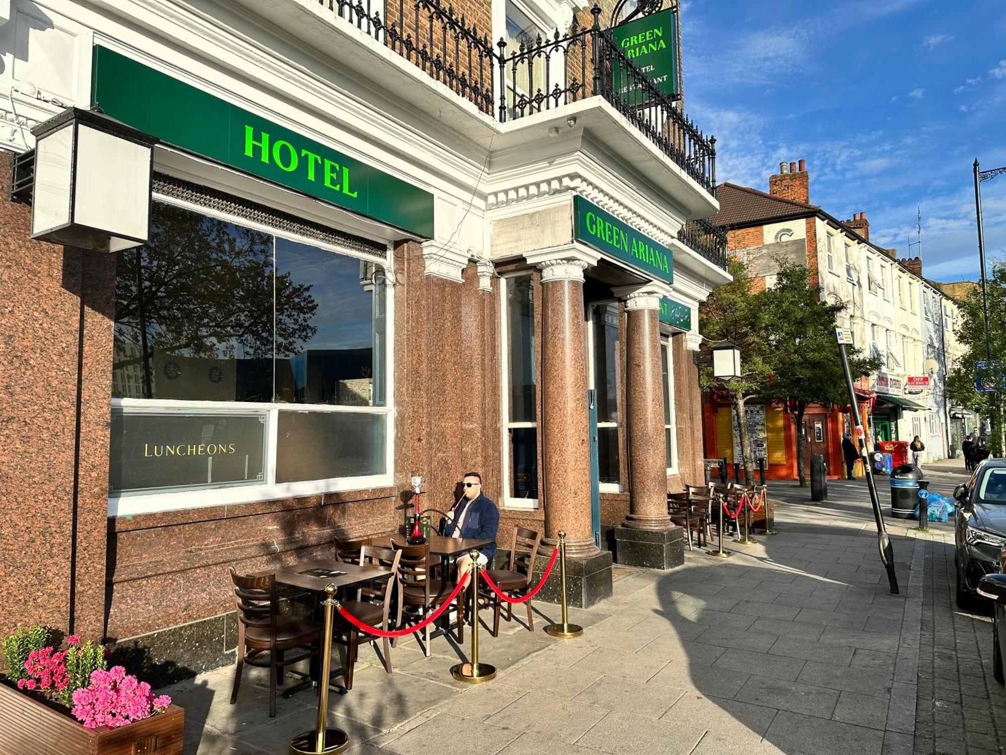 Green Ariana Hotel - Near Wembley And Central Londen Buitenkant foto